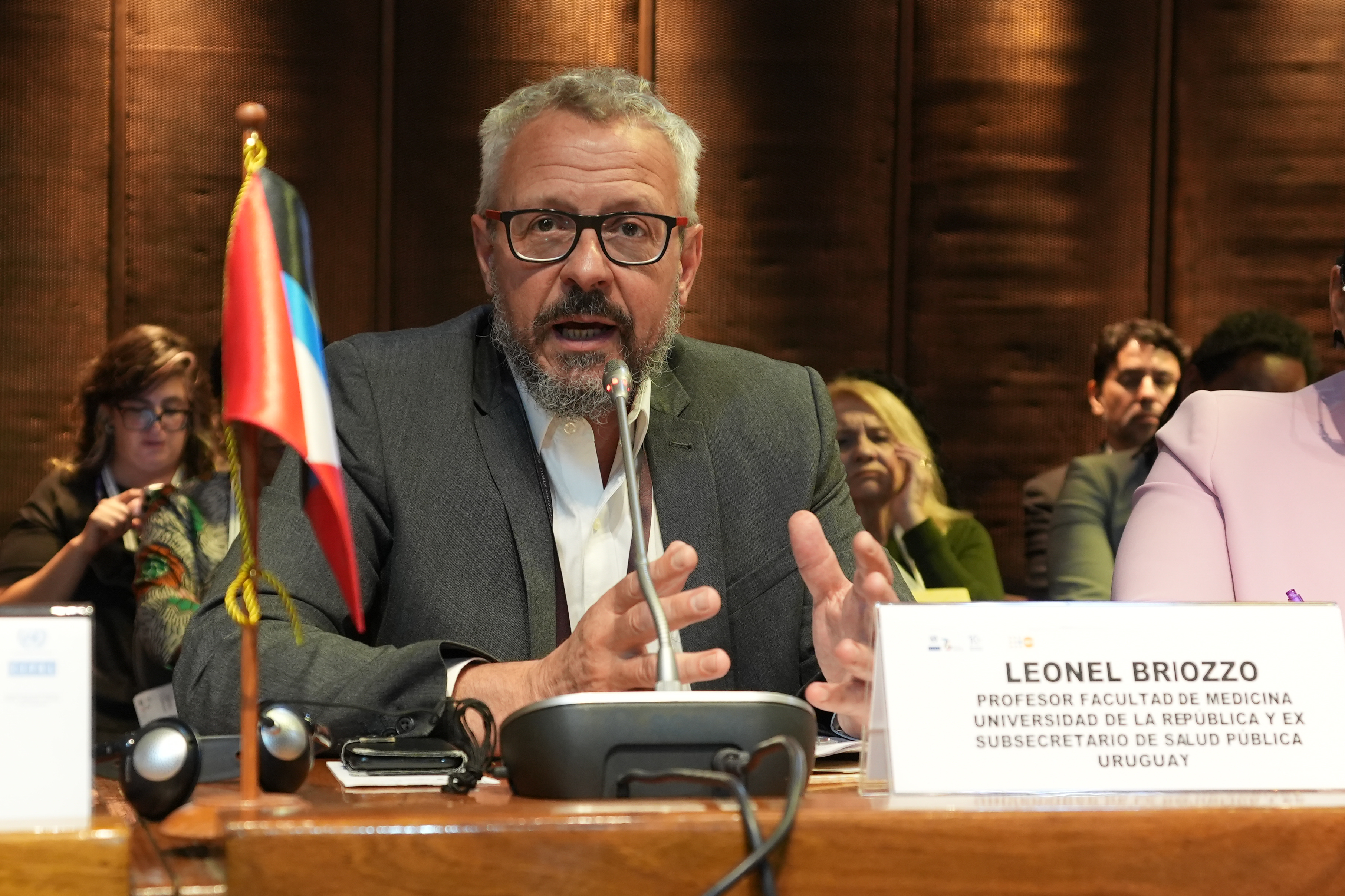 Exposición de Leonel Briozzo en la Quinta Reunión de la Mesa Directiva de la Conferencia Regional sobre Población y Desarrollo de América Latina y el Caribe tendrán lugar en la sede de la CEPAL en Santiago